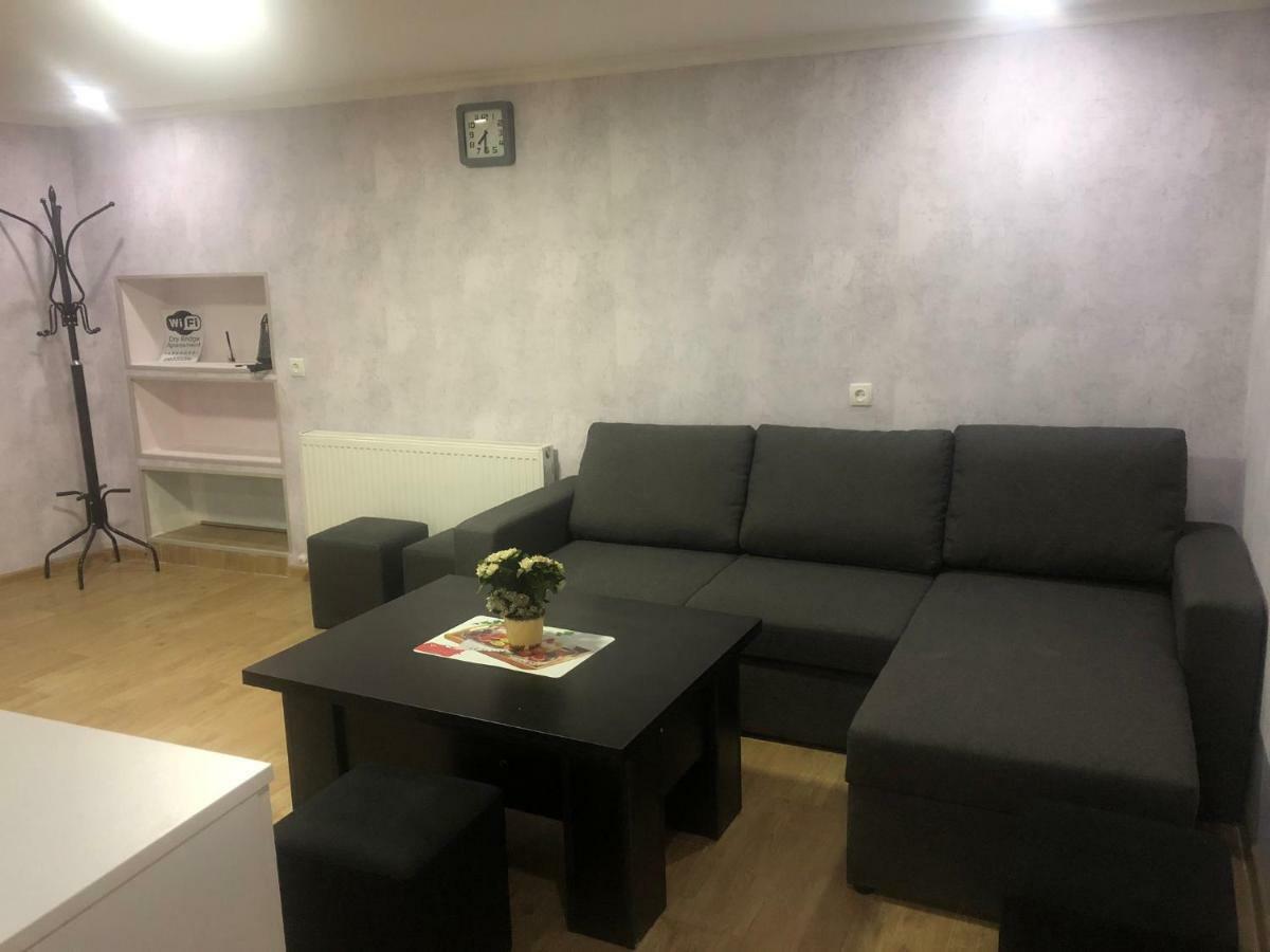 Dry Bridge Apartment ティビリシ エクステリア 写真
