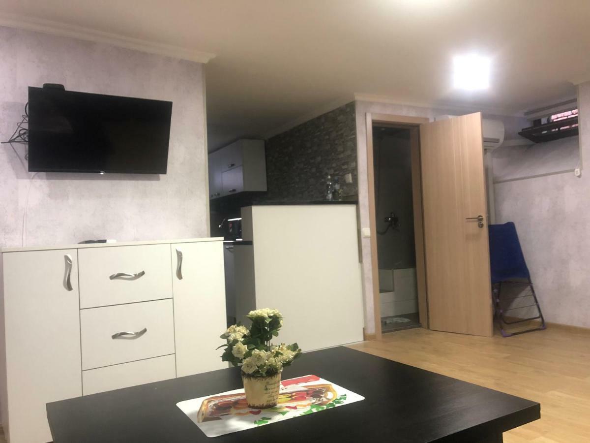 Dry Bridge Apartment ティビリシ エクステリア 写真